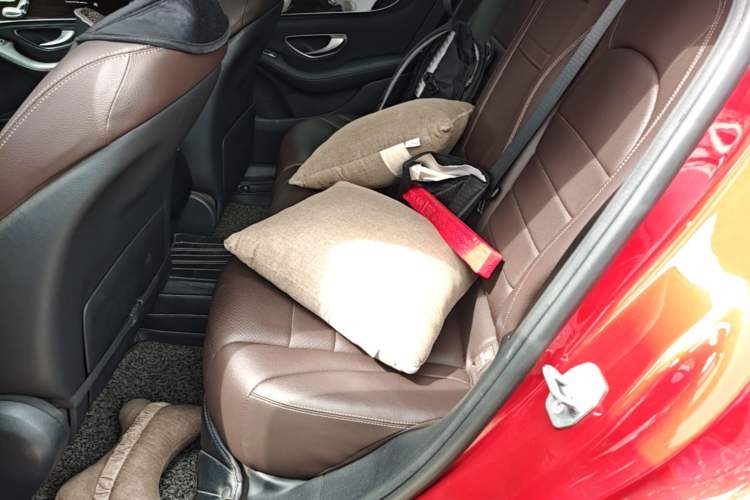 Used Mercedes-Benz GLC 2018 Facelift GLC 260 4MATIC Luxury Edition Left Rear Seat