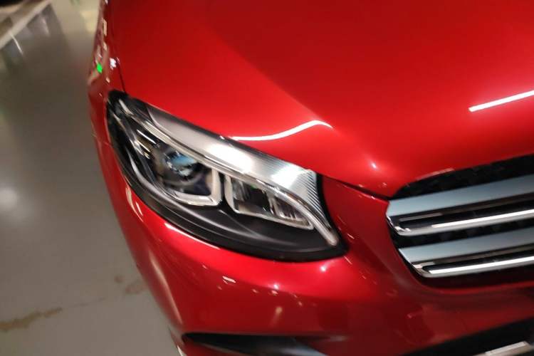 Used Mercedes-Benz GLC 2018 GLC 260 4MATIC Luxury Model Right Front Headlight