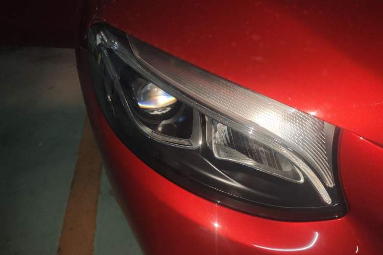 Used Mercedes-Benz GLC 2018 Facelifted GLC 260 4MATIC Dynamic Edition Right Front Headlight