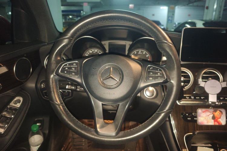 Used Mercedes-Benz GLC 2018 Facelifted GLC 260 4MATIC Dynamic Edition Steering Wheel