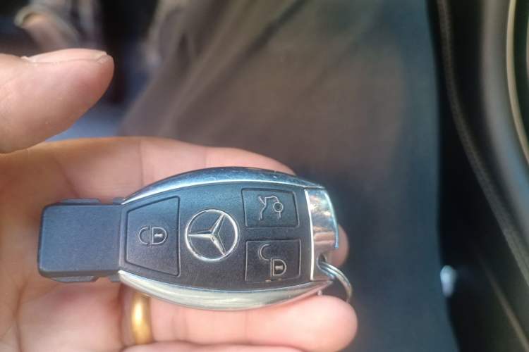 Used Mercedes-Benz GLC 2018 GLC 260 4MATIC Dynamic Edition Vehicle Key