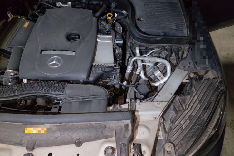 Used Mercedes-Benz GLC 2018 GLC 260 4MATIC Luxury Model Engine Bay Left