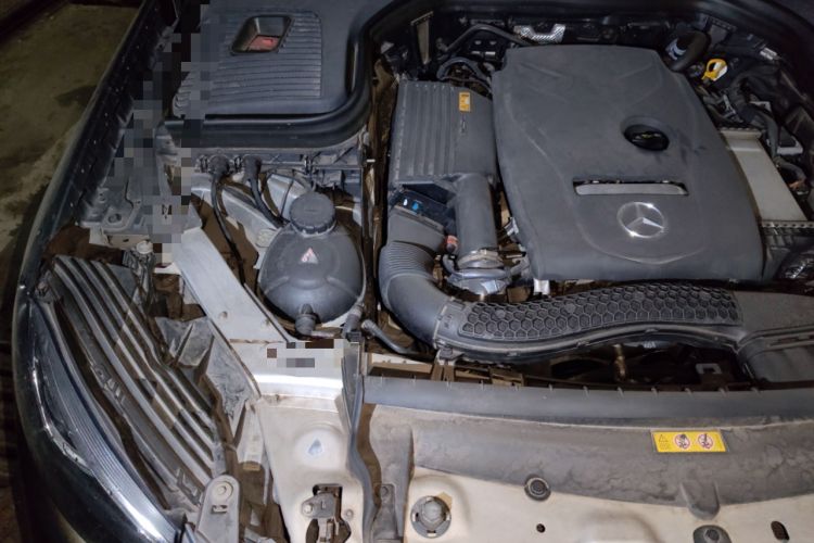 Used Mercedes-Benz GLC 2018 GLC 260 4MATIC Luxury Model Engine Bay Right