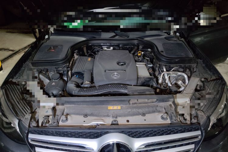 Used Mercedes-Benz GLC 2018 GLC 260 4MATIC Luxury Model Engine Bay