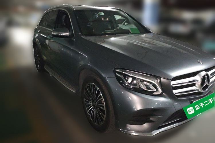 Used Mercedes-Benz GLC 2018 GLC 260 4MATIC Dynamic Edition Front Right 45 Deg