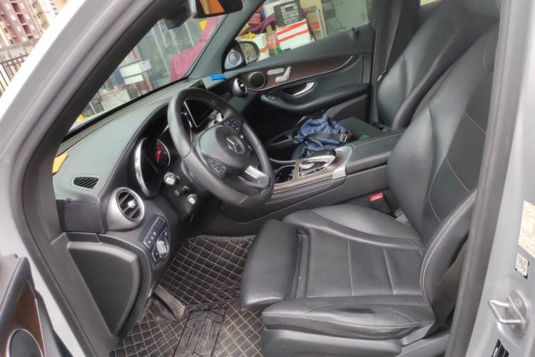 Used Mercedes-Benz GLC 2018 GLC 300 4MATIC Sport Edition Left Front Seat