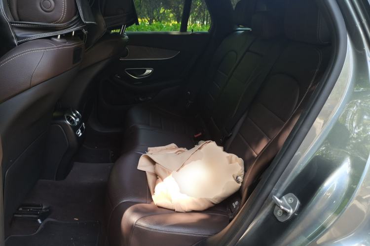 Used Mercedes-Benz GLC 2018 GLC 300 4MATIC Sport Edition Left Rear Seat