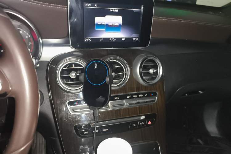 Used Mercedes-Benz GLC 2018 GLC 260 4MATIC Luxury Model Audio And AC Panel