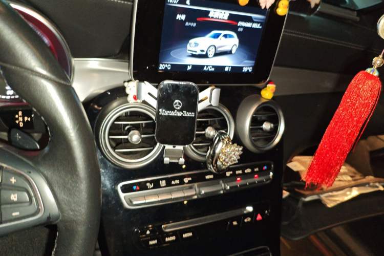 Used Mercedes-Benz GLC 2018 GLC 200 4MATIC Audio And AC Panel