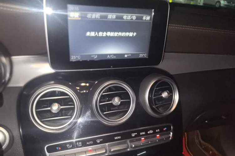 Used Mercedes-Benz GLC 2018 GLC 200 4MATIC Audio And AC Panel