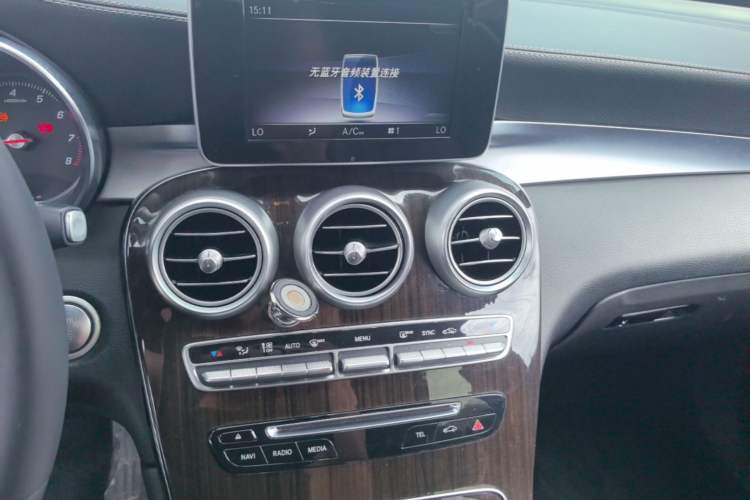 Used Mercedes-Benz GLC 2018 Facelifted GLC 260 4MATIC Dynamic Edition Audio And AC Panel