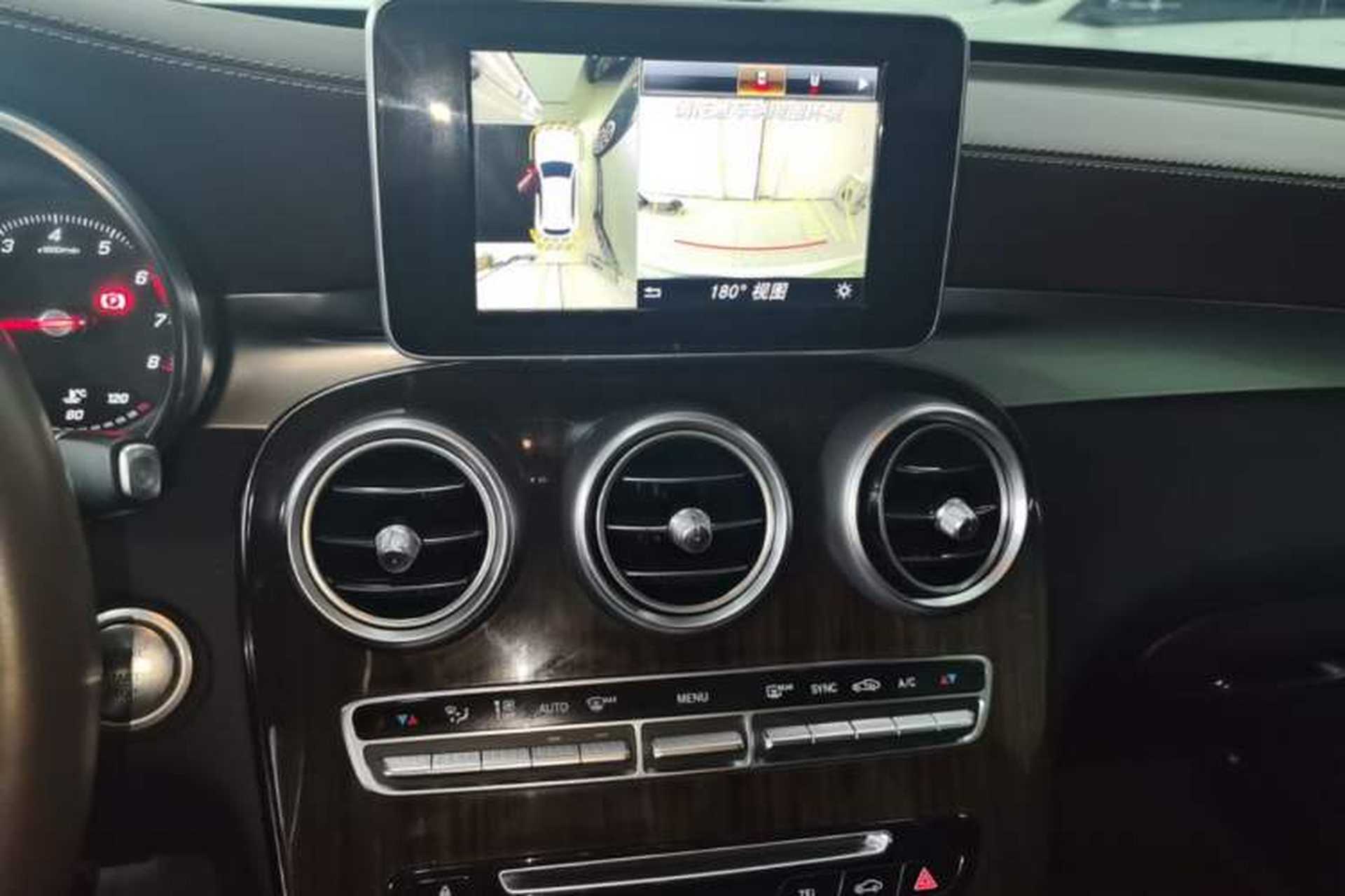 Used Mercedes-Benz GLC 2018 GLC 260 4MATIC Luxury Model Audio And AC Panel