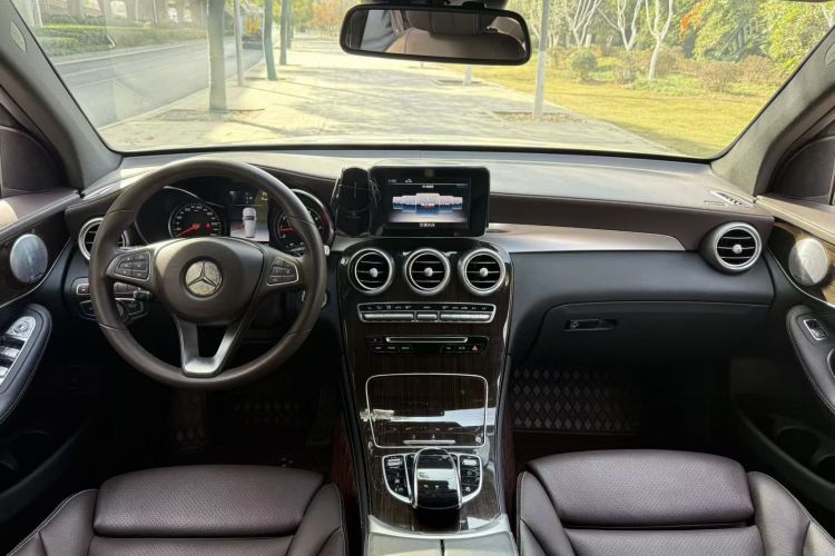 Used Mercedes-Benz GLC 2018 GLC 260 4MATIC Luxury Model Audio And AC Panel