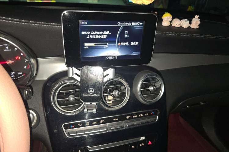 Used Mercedes-Benz GLC 2018 GLC 200 4MATIC Audio And AC Panel