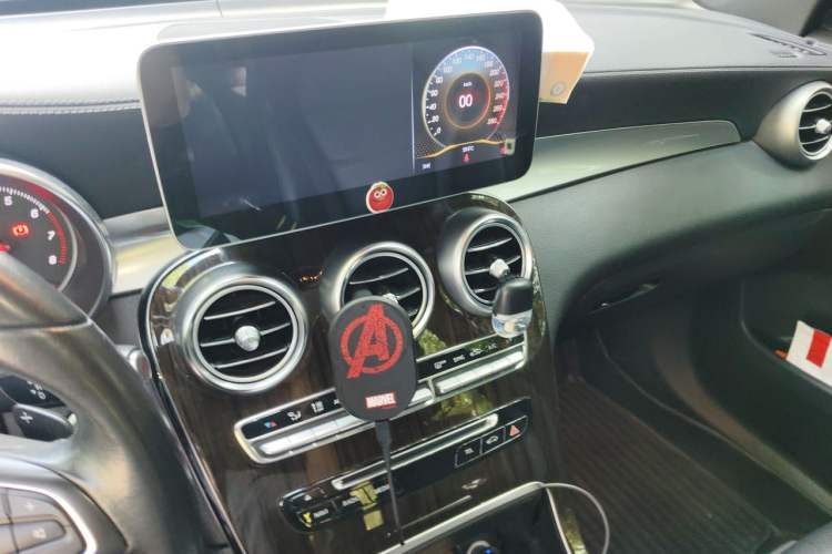 Used Mercedes-Benz GLC 2018 GLC 260 4MATIC Luxury Model Audio And AC Panel