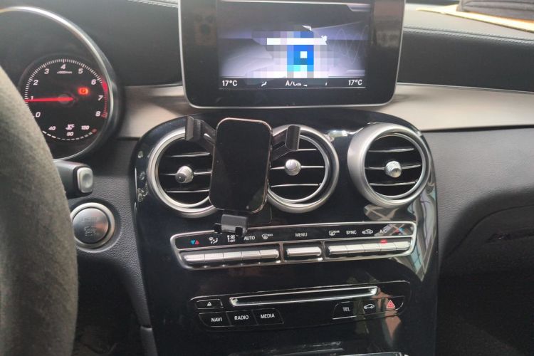 Used Mercedes-Benz GLC 2018 Facelift GLC 200 4MATIC Audio And AC Panel