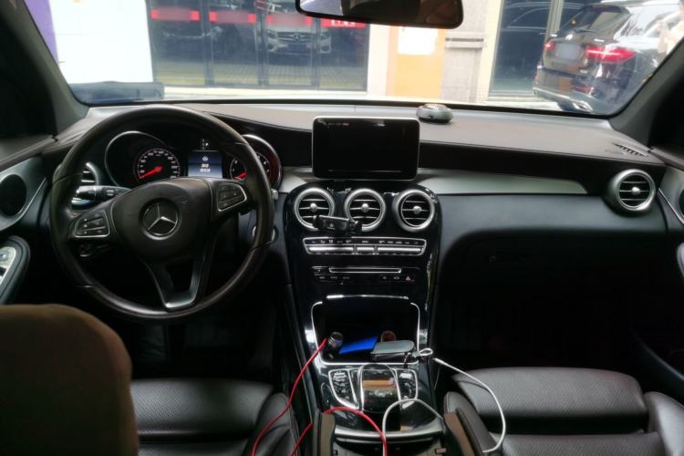 Used Mercedes-Benz GLC 2018 GLC 200 4MATIC Center Console