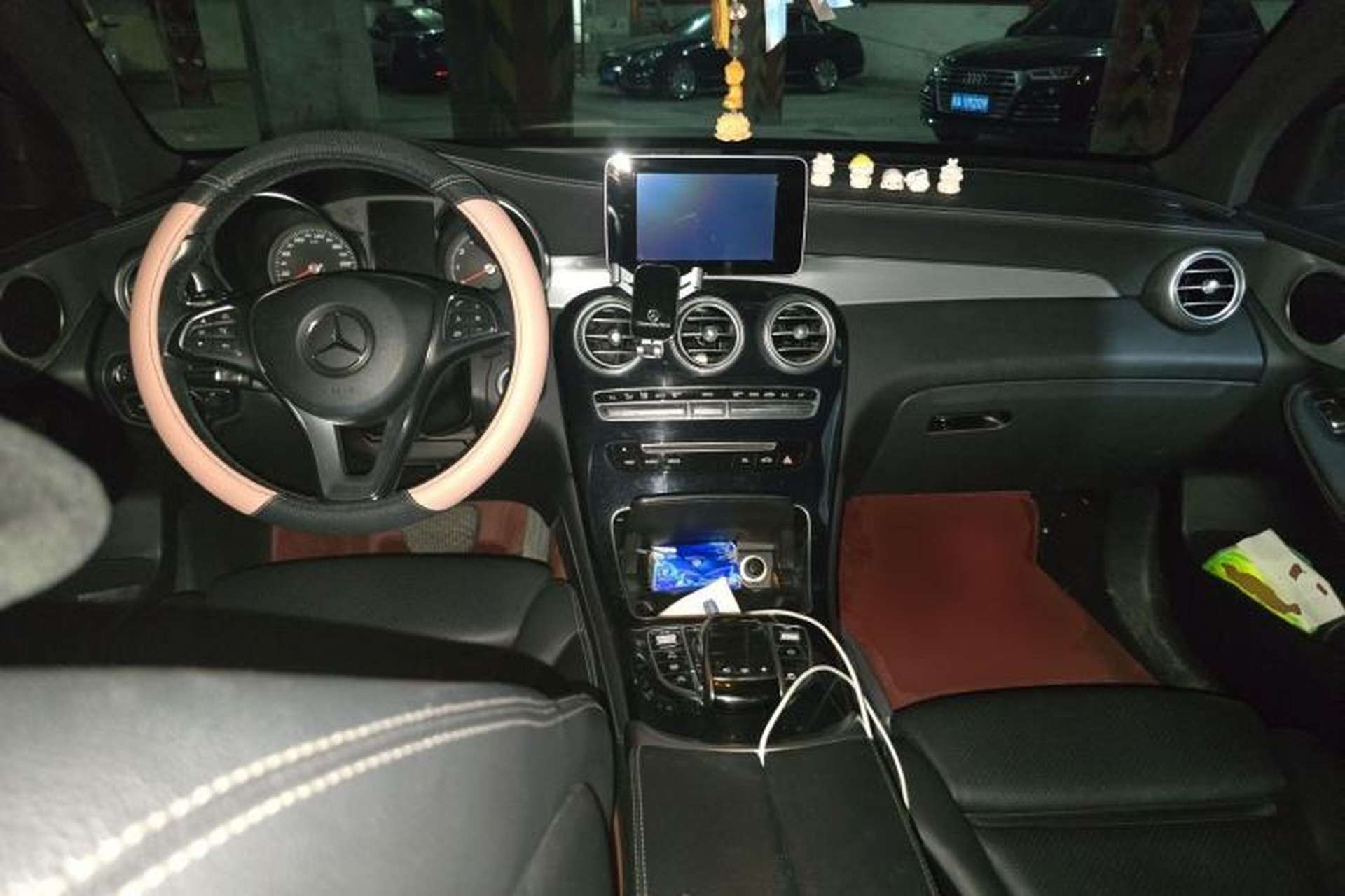 Used Mercedes-Benz GLC 2018 GLC 200 4MATIC Center Console