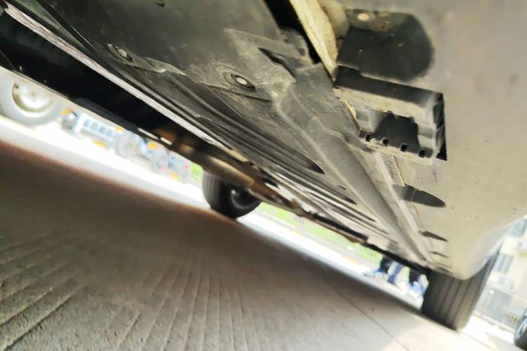 Used Mercedes-Benz GLC 2018 GLC 260 4MATIC Dynamic Edition Chassis Front Left