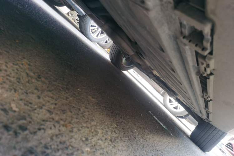 Used Mercedes-Benz GLC 2018 GLC 260 4MATIC Luxury Model Chassis Front Left