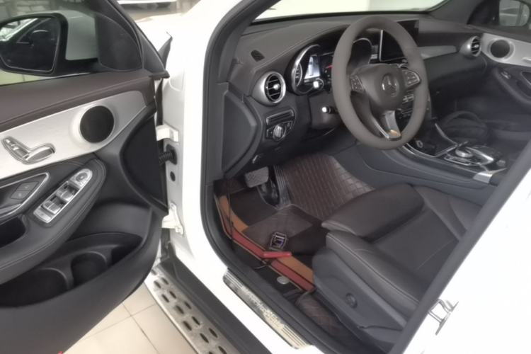 Used Mercedes-Benz GLC 2018 GLC 200 4MATIC Driver Seat