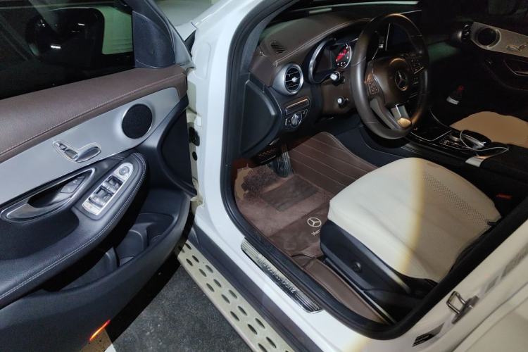 Used Mercedes-Benz GLC 2018 GLC 200 4MATIC Driver Seat
