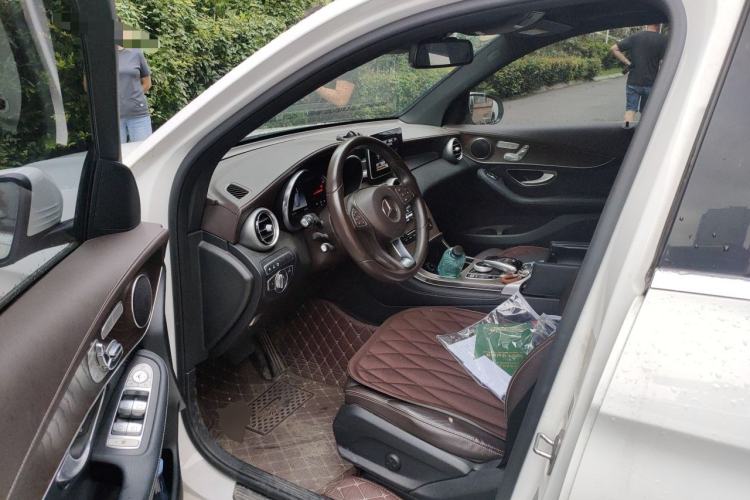 Used Mercedes-Benz GLC 2018 GLC 300 4MATIC Sport Edition Driver Seat