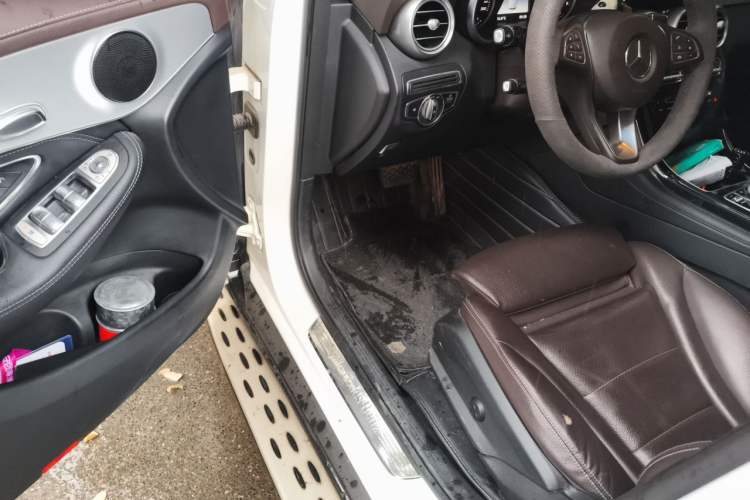 Used Mercedes-Benz GLC 2018 Facelift GLC 200 4MATIC Driver Seat