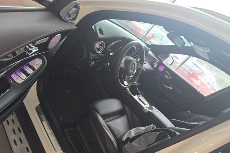 Used Mercedes-Benz GLC 2018 GLC 260 4MATIC Dynamic Edition Driver Seat