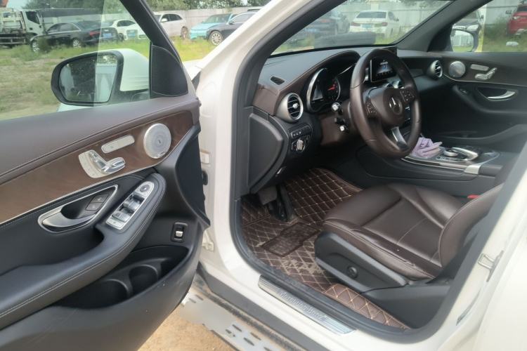 Used Mercedes-Benz GLC 2018 GLC 300 4MATIC Sport Edition Driver Seat