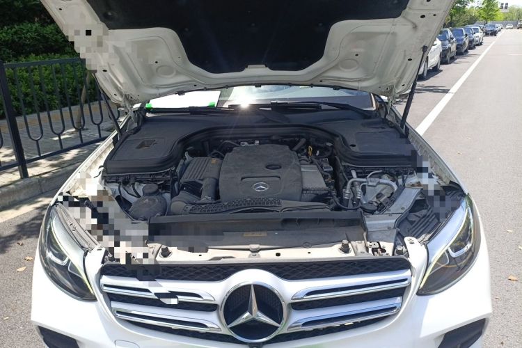Used Mercedes-Benz GLC 2018 Facelift GLC 260 4MATIC Luxury Edition Engine Bay