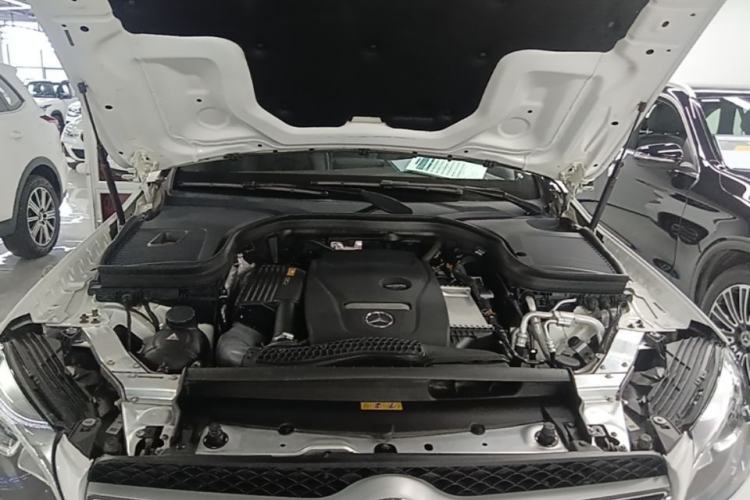 Used Mercedes-Benz GLC 2018 GLC 200 4MATIC Engine Bay