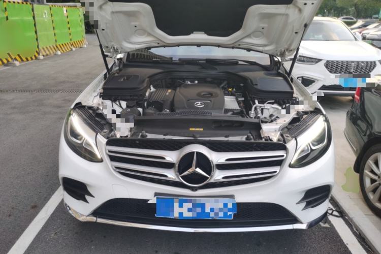 Used Mercedes-Benz GLC 2018 Facelift GLC 260 4MATIC Luxury Edition Engine Bay