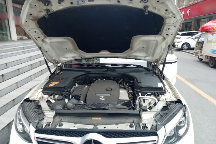 Used Mercedes-Benz GLC 2018 Refreshed GLC 300 4MATIC Dynamic Edition Engine Bay
