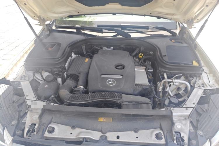 Used Mercedes-Benz GLC 2018 GLC 260 4MATIC Dynamic Edition Engine Bay