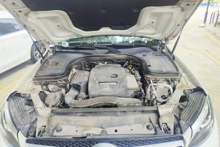 Used Mercedes-Benz GLC 2018 Facelift GLC 260 4MATIC Luxury Edition Engine Bay