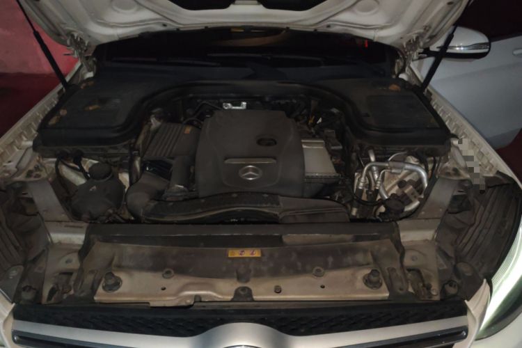 Used Mercedes-Benz GLC 2018 GLC 260 4MATIC Dynamic Edition Engine Bay