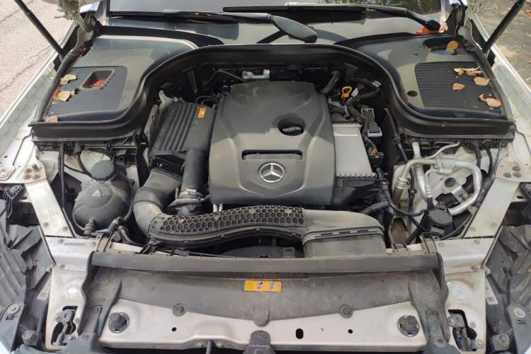 Used Mercedes-Benz GLC 2018 Facelift GLC 200 4MATIC Engine Bay