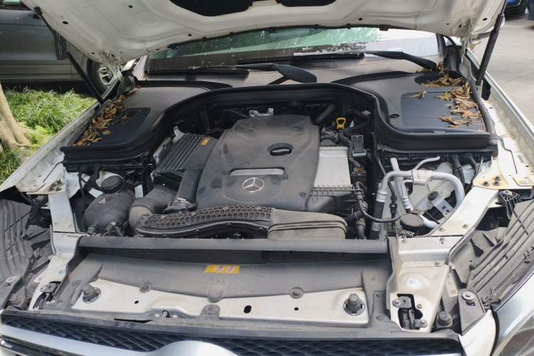 Used Mercedes-Benz GLC 2018 Facelift GLC 200 4MATIC Engine Bay