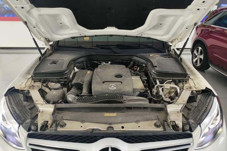 Used Mercedes-Benz GLC 2018 Facelifted GLC 260 4MATIC Dynamic Edition Engine Bay