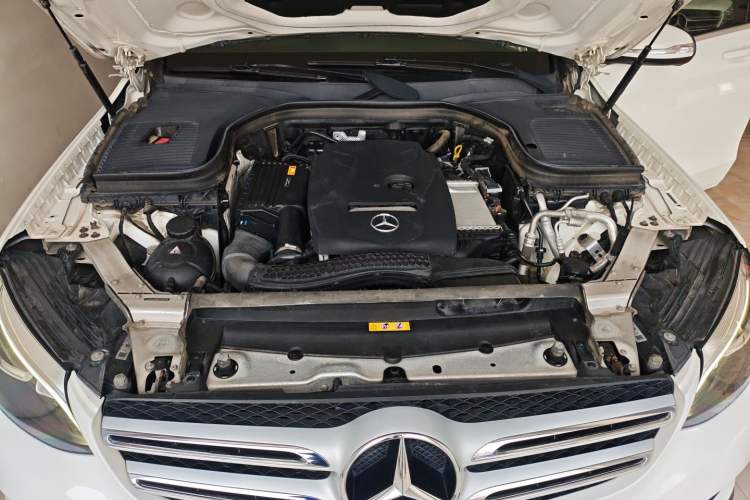 Used Mercedes-Benz GLC 2018 GLC 200 4MATIC Engine Bay