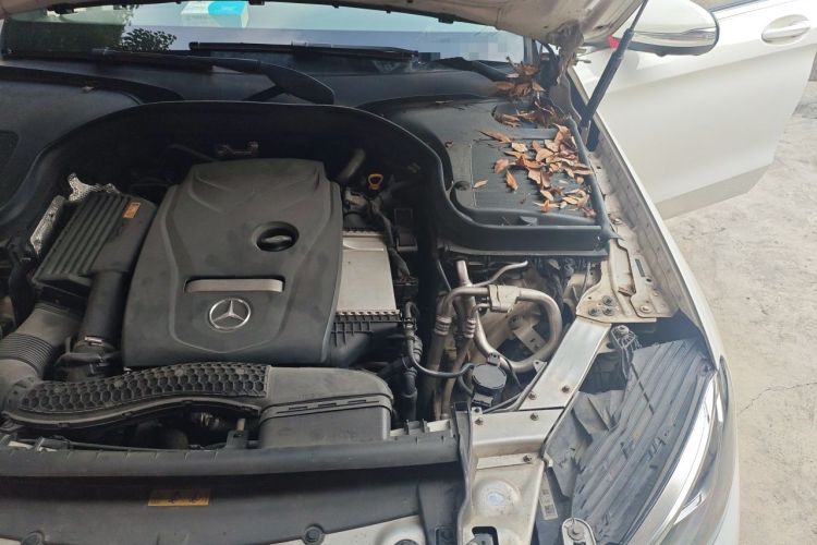 Used Mercedes-Benz GLC 2018 Facelift GLC 260 4MATIC Luxury Edition Engine Bay Left
