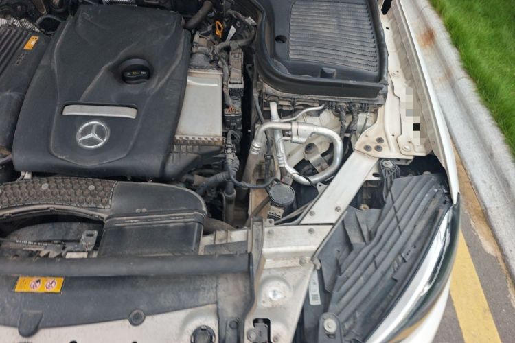 Used Mercedes-Benz GLC 2018 Facelift GLC 200 4MATIC Engine Bay Left