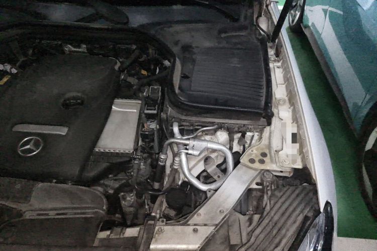 Used Mercedes-Benz GLC 2018 Facelifted GLC 260 4MATIC Dynamic Edition Engine Bay Left