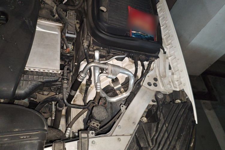 Used Mercedes-Benz GLC 2018 GLC 200 4MATIC Engine Bay Left