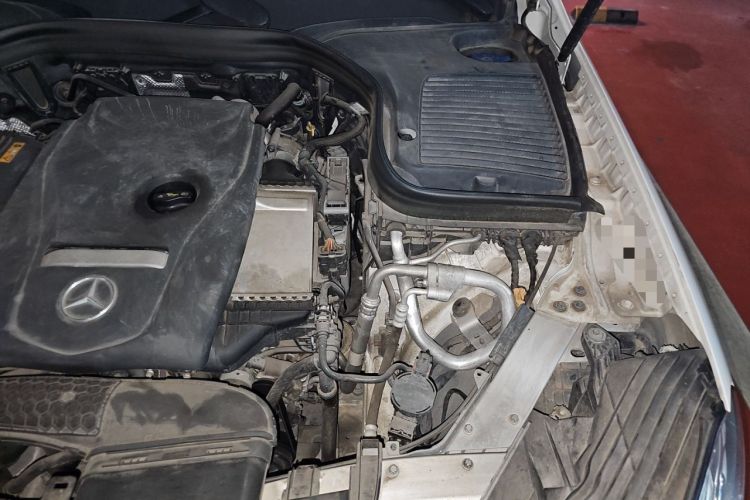 Used Mercedes-Benz GLC 2018 Facelifted GLC 260 4MATIC Dynamic Edition Engine Bay Left