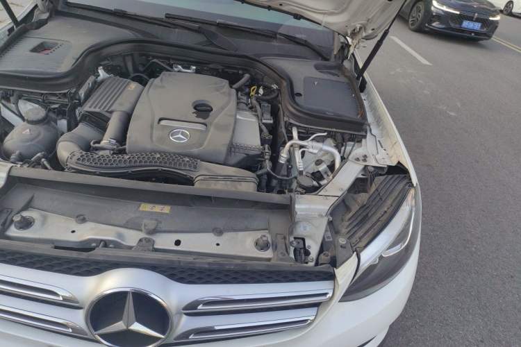 Used Mercedes-Benz GLC 2018 Facelift GLC 200 4MATIC Engine Bay Left