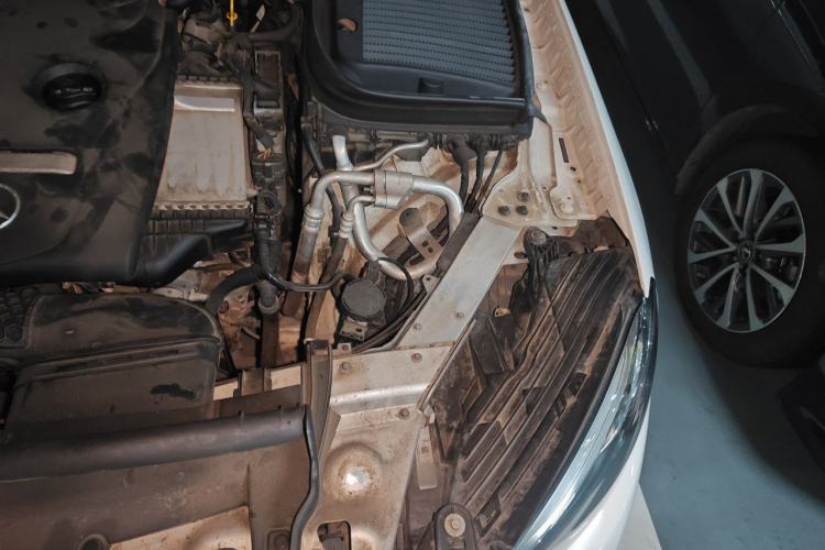 Used Mercedes-Benz GLC 2018 Facelifted GLC 260 4MATIC Dynamic Edition Engine Bay Left