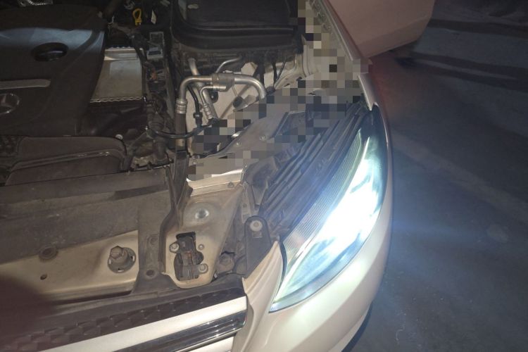 Used Mercedes-Benz GLC 2018 GLC 200 4MATIC Engine Bay Left