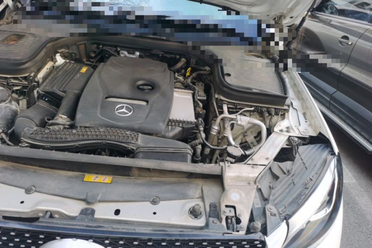 Used Mercedes-Benz GLC 2018 GLC 260 4MATIC Luxury Model Engine Bay Left
